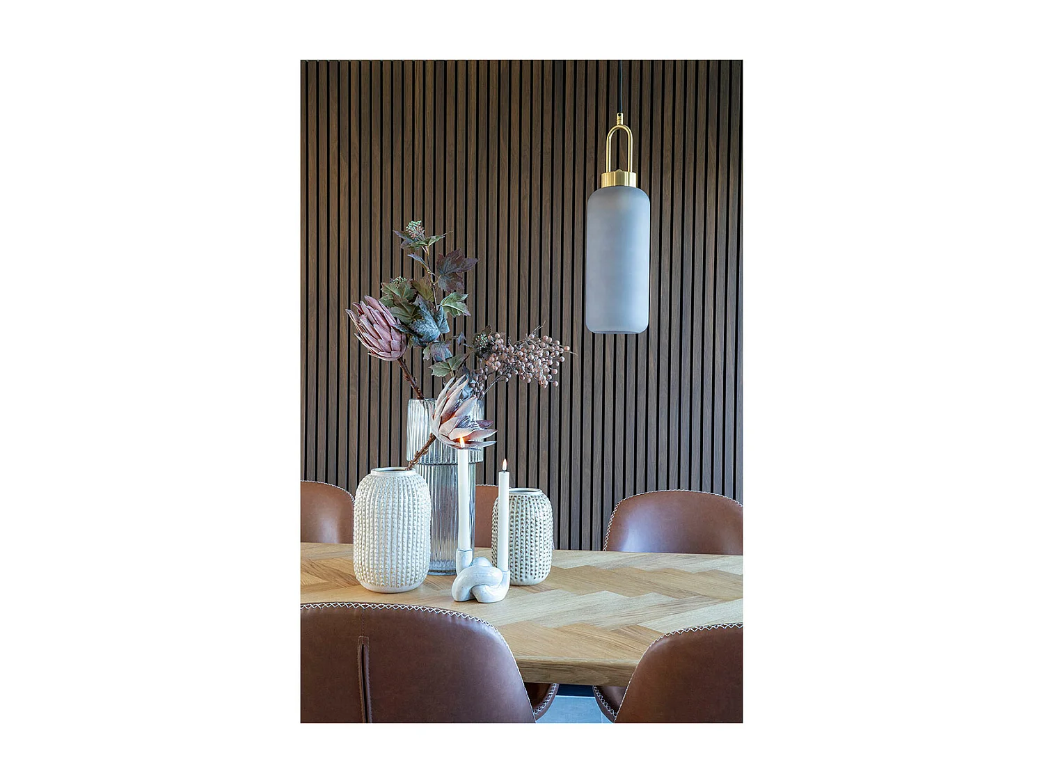 Oeiras vase en verre soufflé clair.