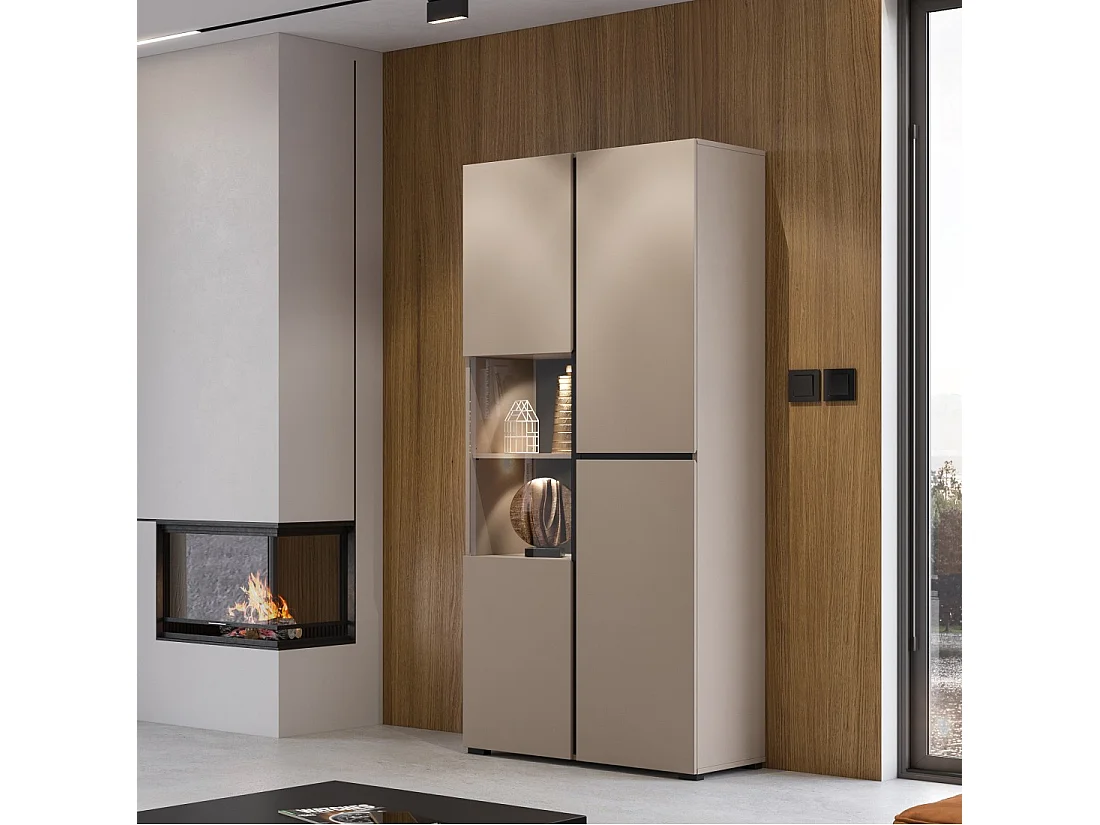 Vitrine haute 2 portes collection HAVANA avec LED intégrée. Coloris beige et noir.