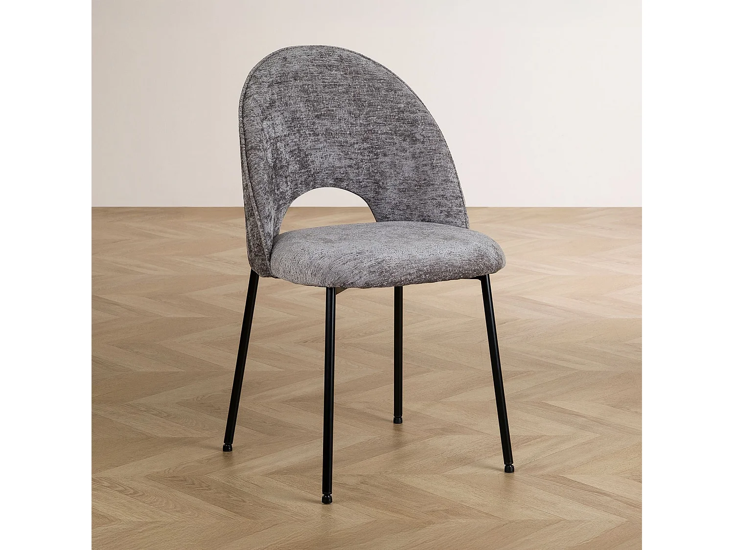 Lot de 2 chaises SERENA avec revêtement en tissu gris et structure en métal noir, chaise de salle à manger