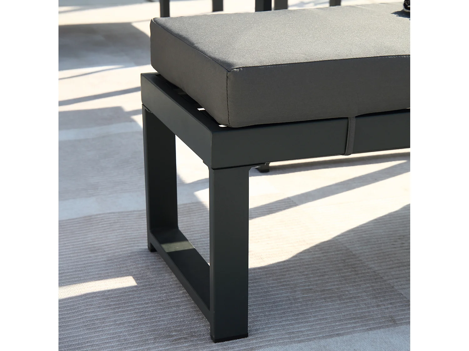 Salón de jardín panorámico 8 plazas de resina tejida negra y gris MARBELLA