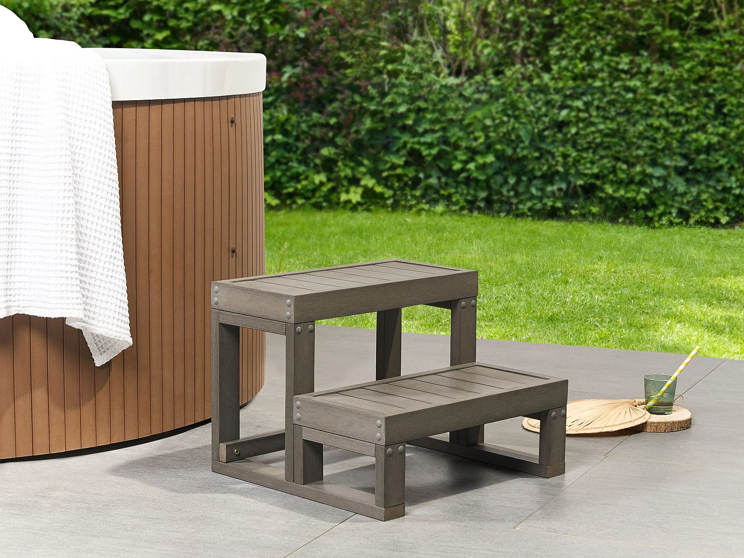 Marches pour bain à remous LIMAY Gris