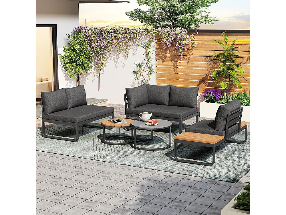 Gartenmöbel (4-5 Sitzplätze), 2 stapelbare Couchtische, Gestell aus verzinktem Eisen mit grauen Sitzkissen und Kopfkissen, mit verstellbaren Füßen.