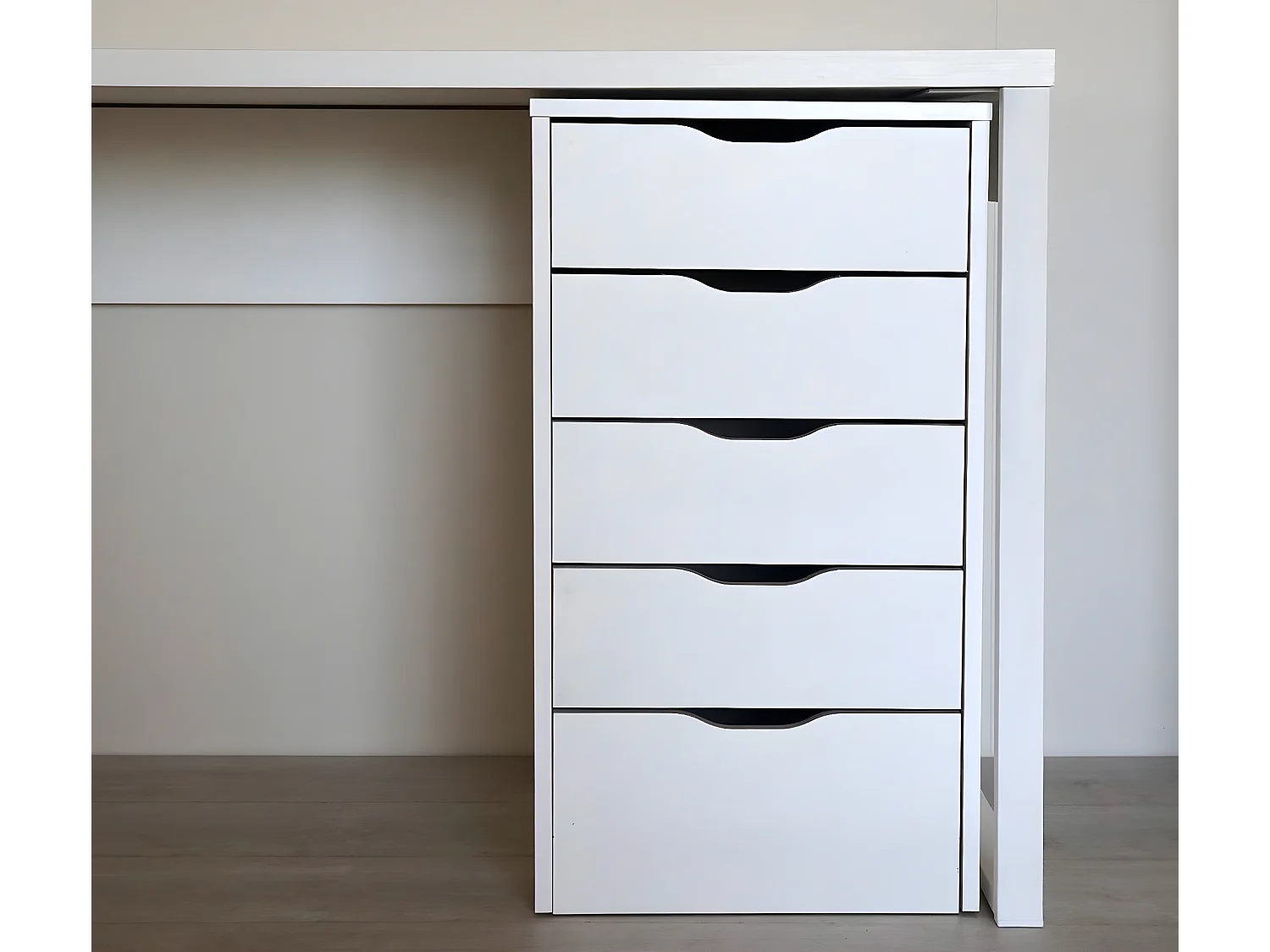 Commode Meuble de rangement coloris blanc - Hauteur 71 x Longueur 40 x Profondeur 43 cm