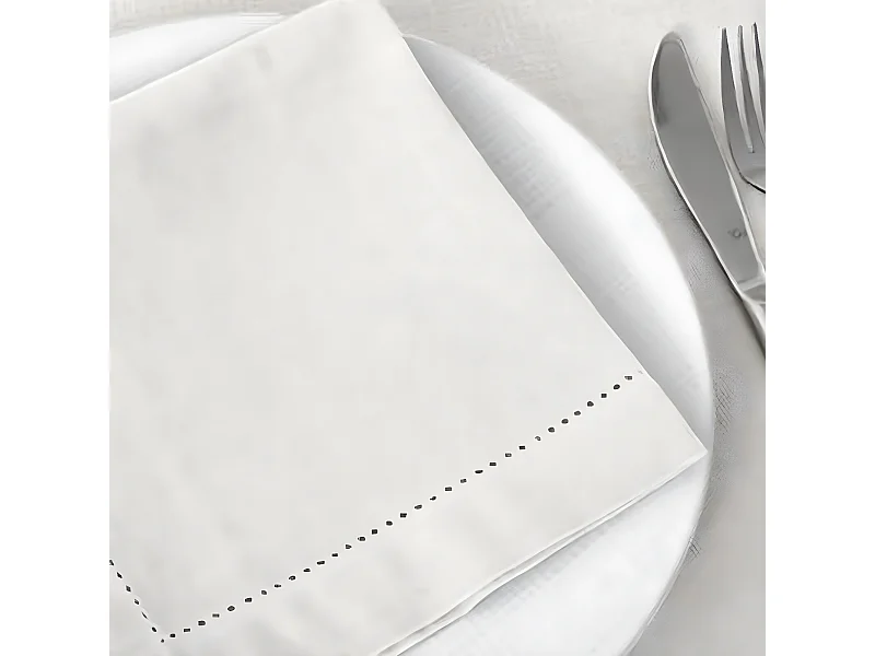 Lot de 12 serviettes de table coloris Blanc- Dim : L.40 x l.40 cm