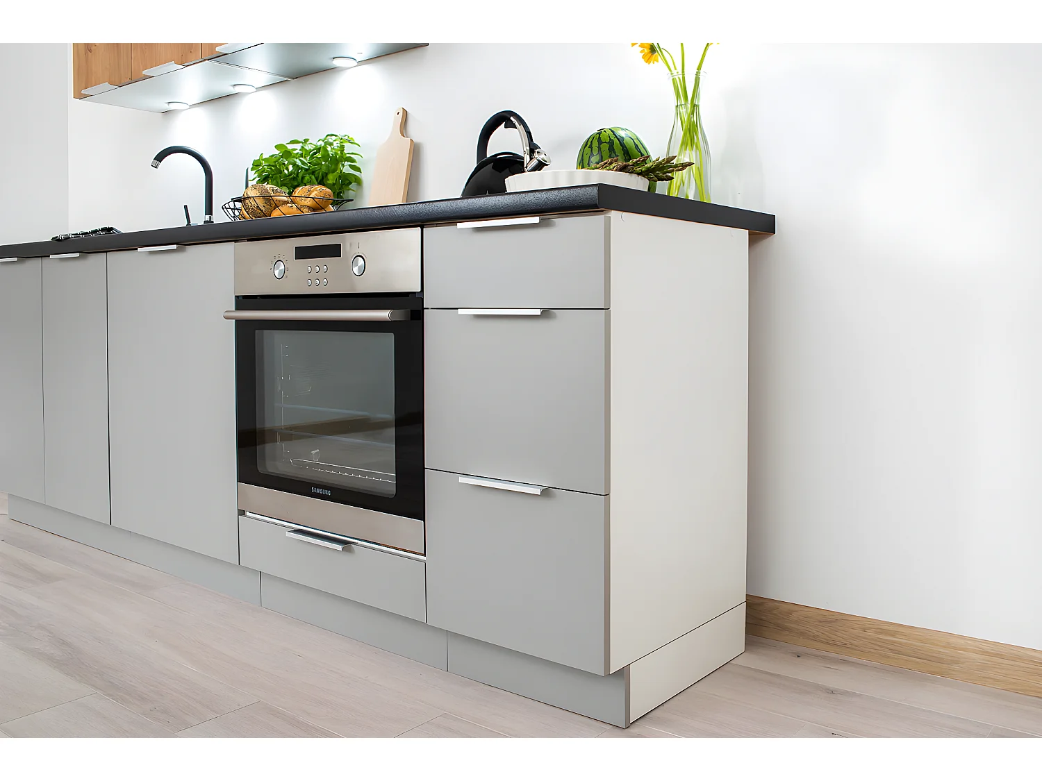 Cuisine complète Ela 7 éléments couleur chêne/gris clair - Longueur 240 cm