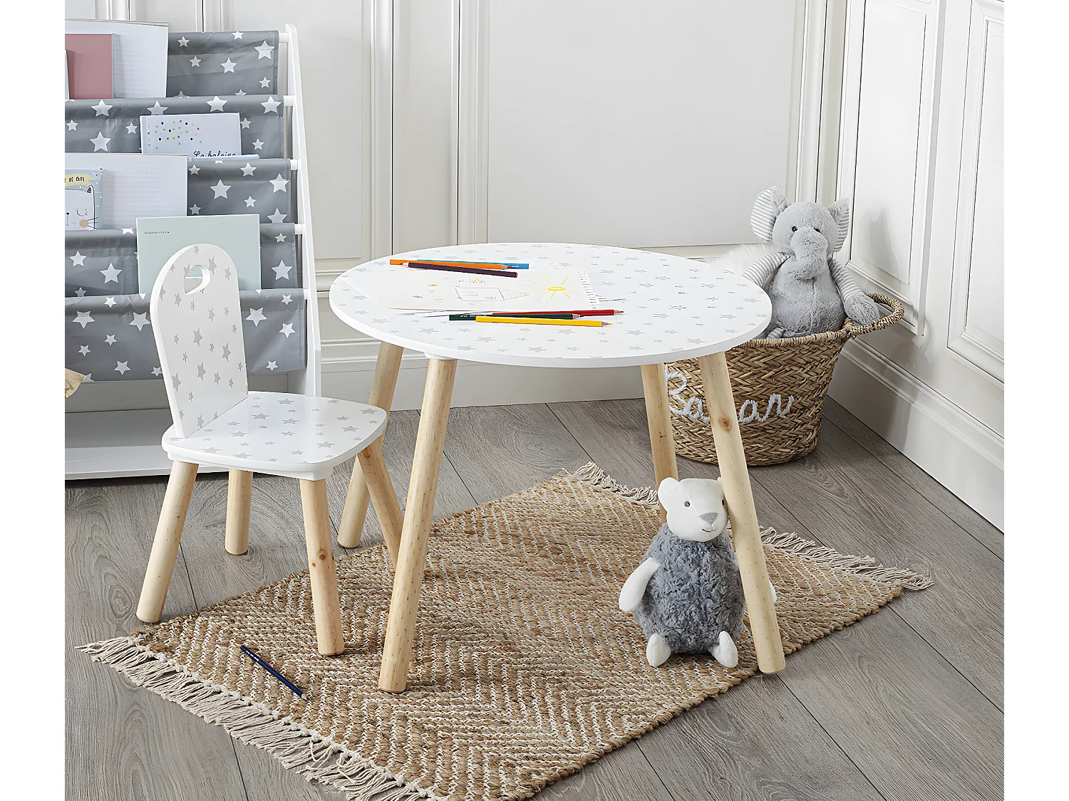 Table enfant coloris blanc motif étoiles - Diamètre 60 x Hauteur 43,5 cm