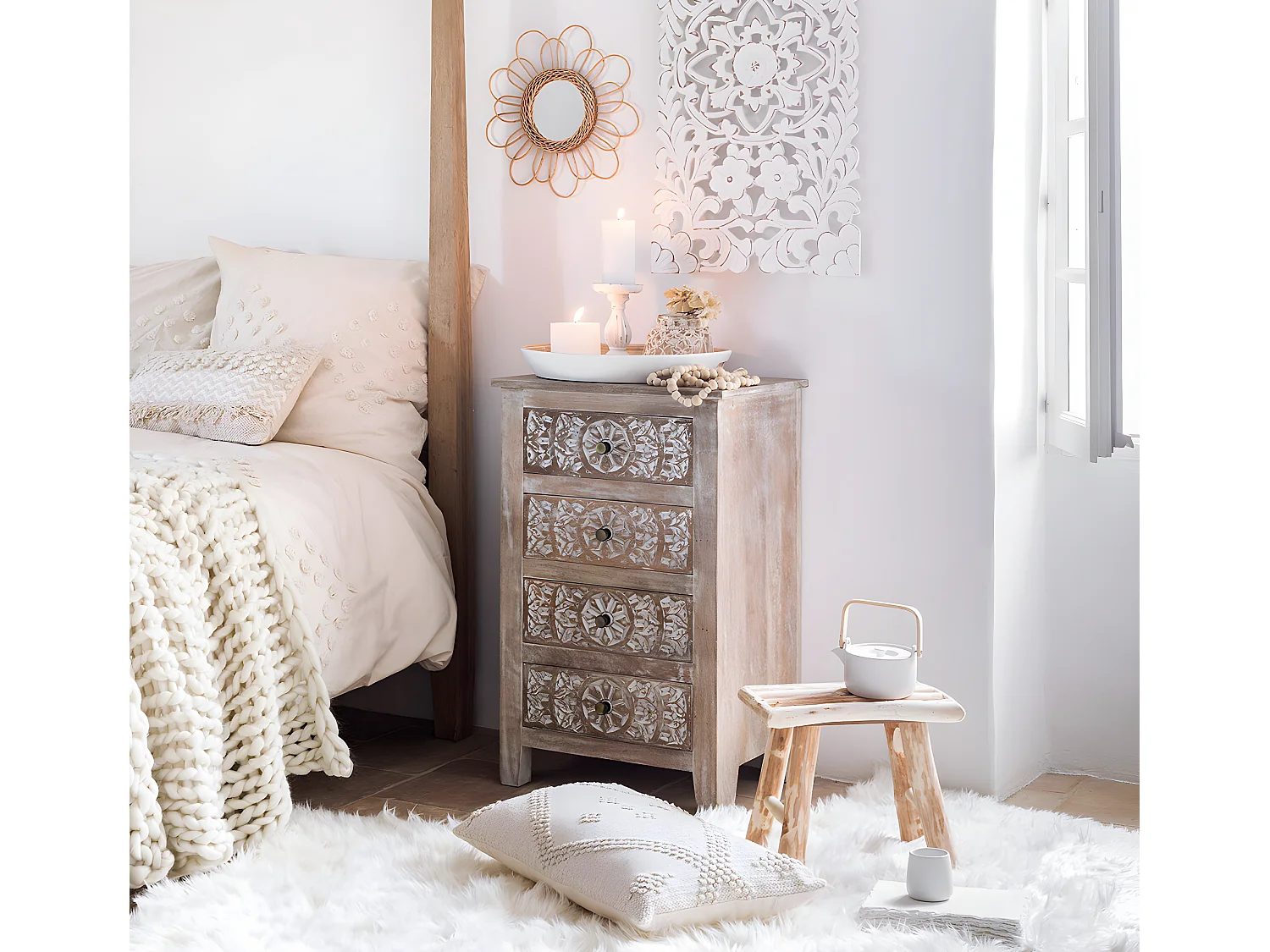 Chiffonnier 4 tiroirs bois de manguier coloris marron - Longueur 50 x Profondeur 40 x Hauteur 80,5 cm