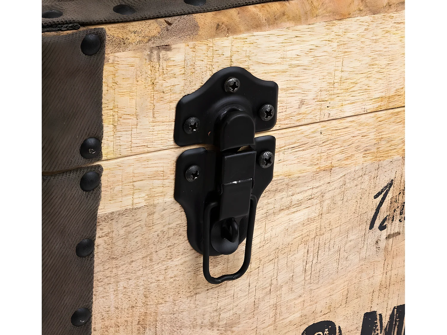 Malle / Pouf en bois de manguier coloris taupe - Longueur 45,5 x Profondeur 45,5 x Hauteur 49 cm