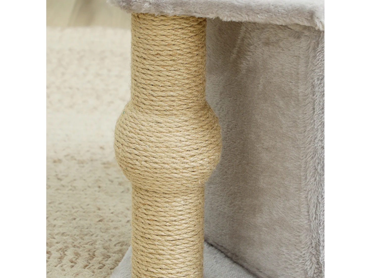 Arbre à chat H.66 cm poteaux à griffer jute lit maison chat plateforme balle de jeu gris