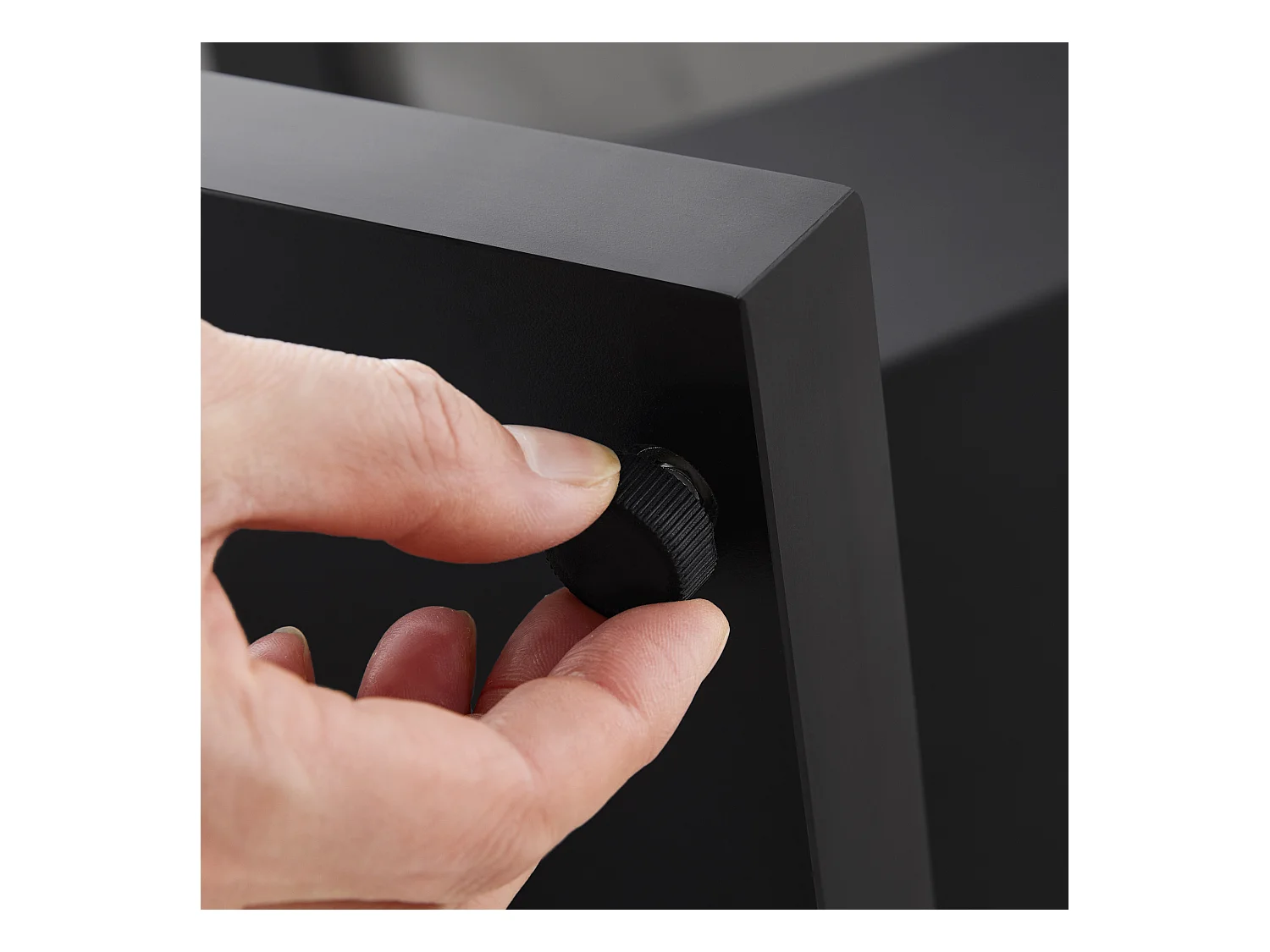 Table à manger 4 à 6 couverts - 140 x 75 x 75.5 cm - MDF + Pieds en métal - Effet marbre - Blanc + noir