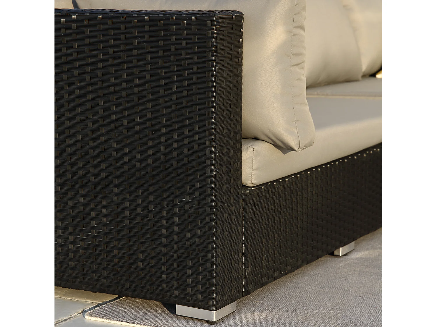 Salon de jardin modulable 6 places en résine gris et beige SALENTO