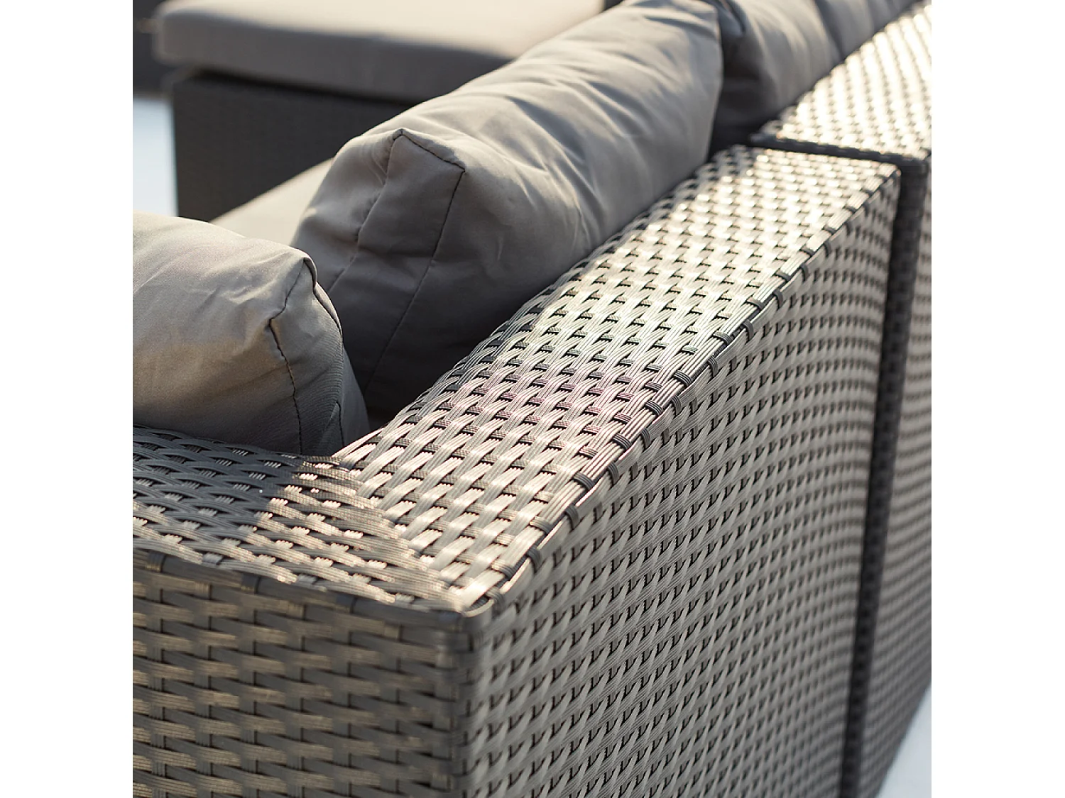 Salon de jardin modulable 6 places en résine gris et beige SALENTO