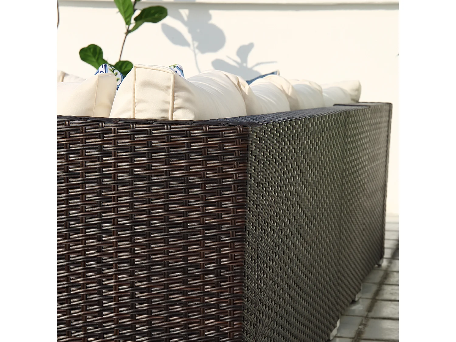 STALLA Arredo giardino componibile 13/14 posti in resina intrecciata bianca e nera