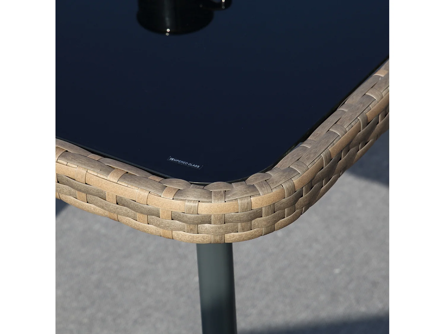 salon de jardin 9 places résine tressée marron et beige BARACOA