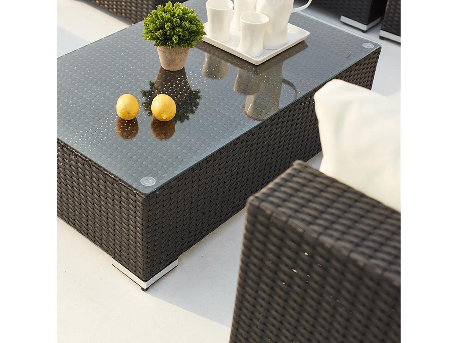 Salón de jardín panorámico 8 plazas de resina tejida blanco y negro SALENTO