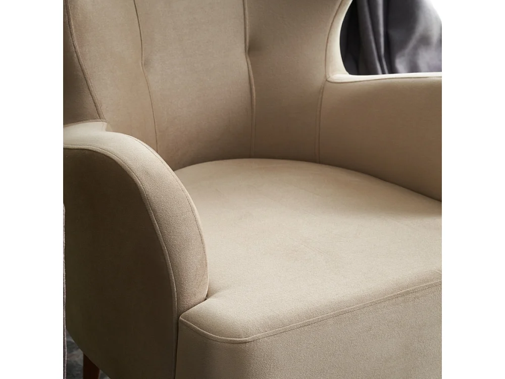 Fauteuil en velours beige avec accoudoirs SMITH