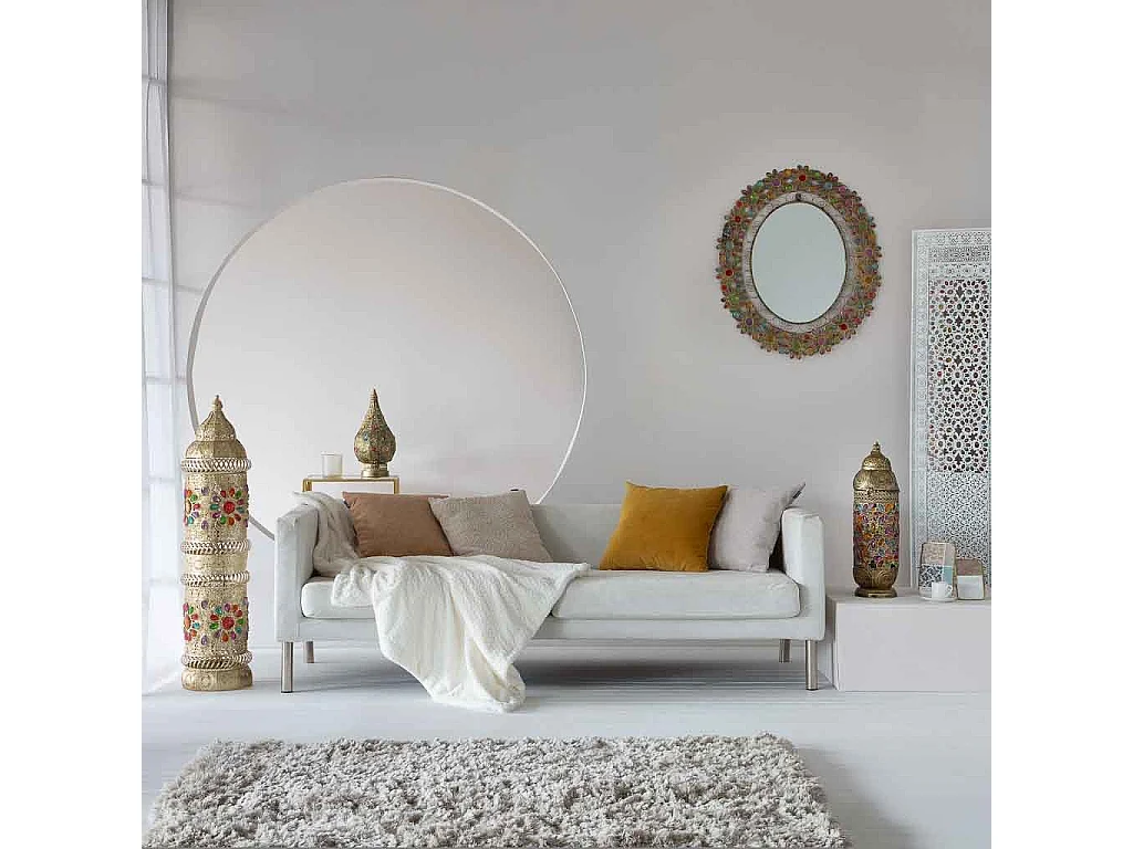 Spiegel mit farbigem Acrylglas