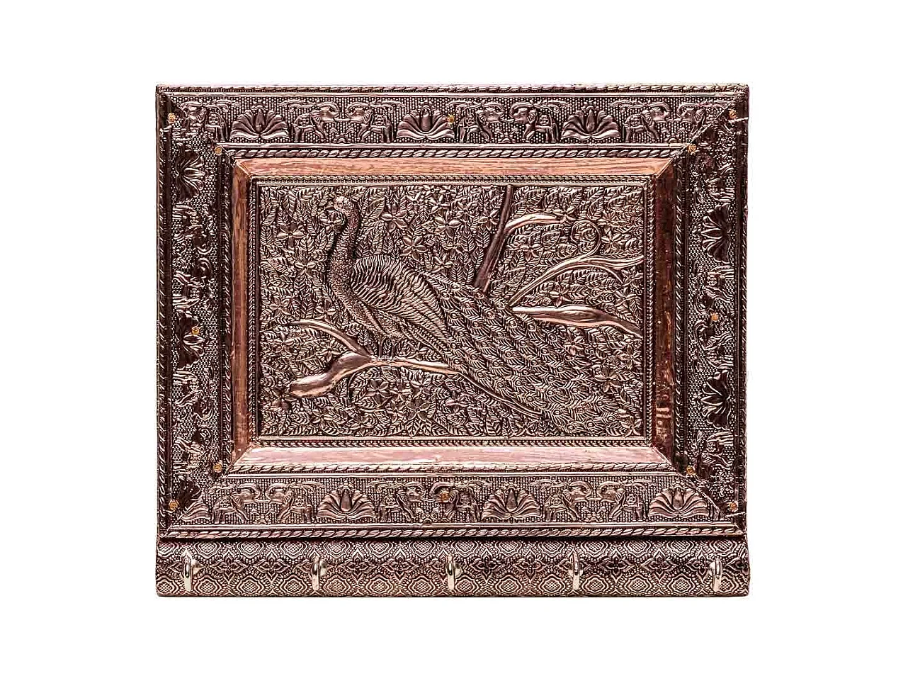 Porte-clés en métal repoussé couleur cuivre 22,5x17,5x2h