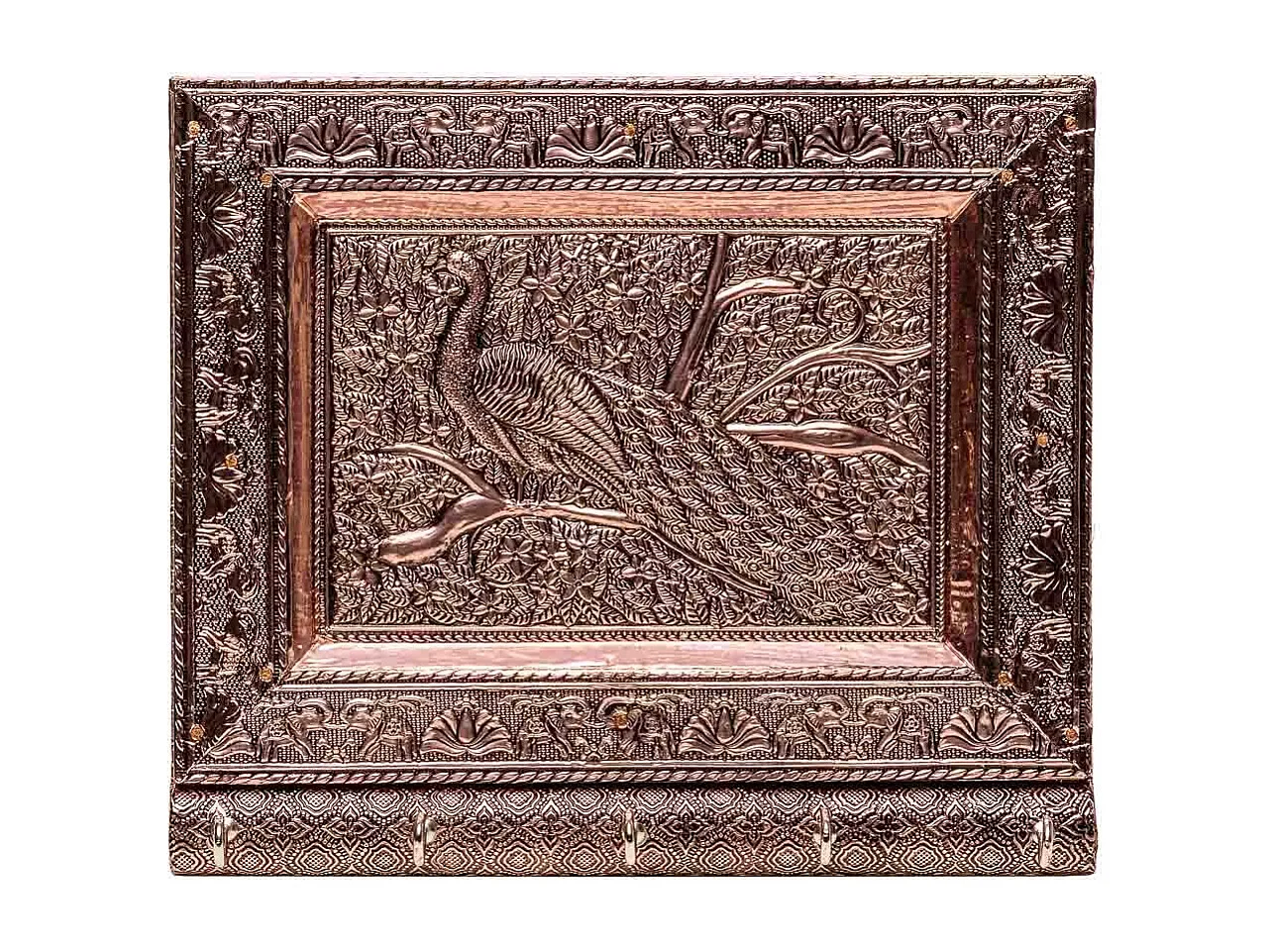 Porte-clés en métal repoussé couleur cuivre 22,5x17,5x2h