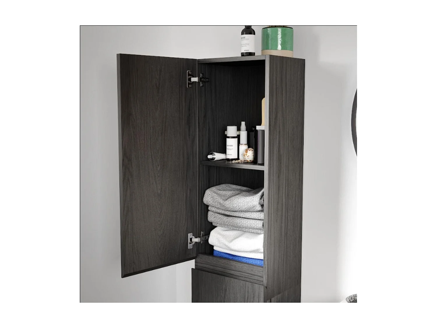 Eenvoudig meubel + kraan + spiegel + SORRENTO-kolom