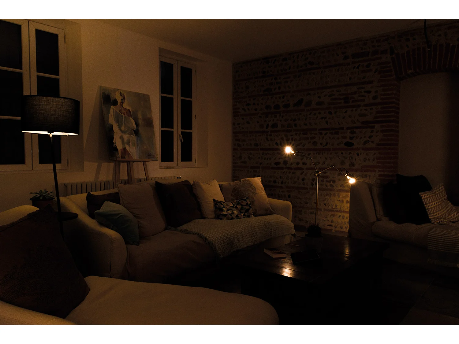 Ampoule LED multicolore connectée 7W B22 - Beewi by Otio