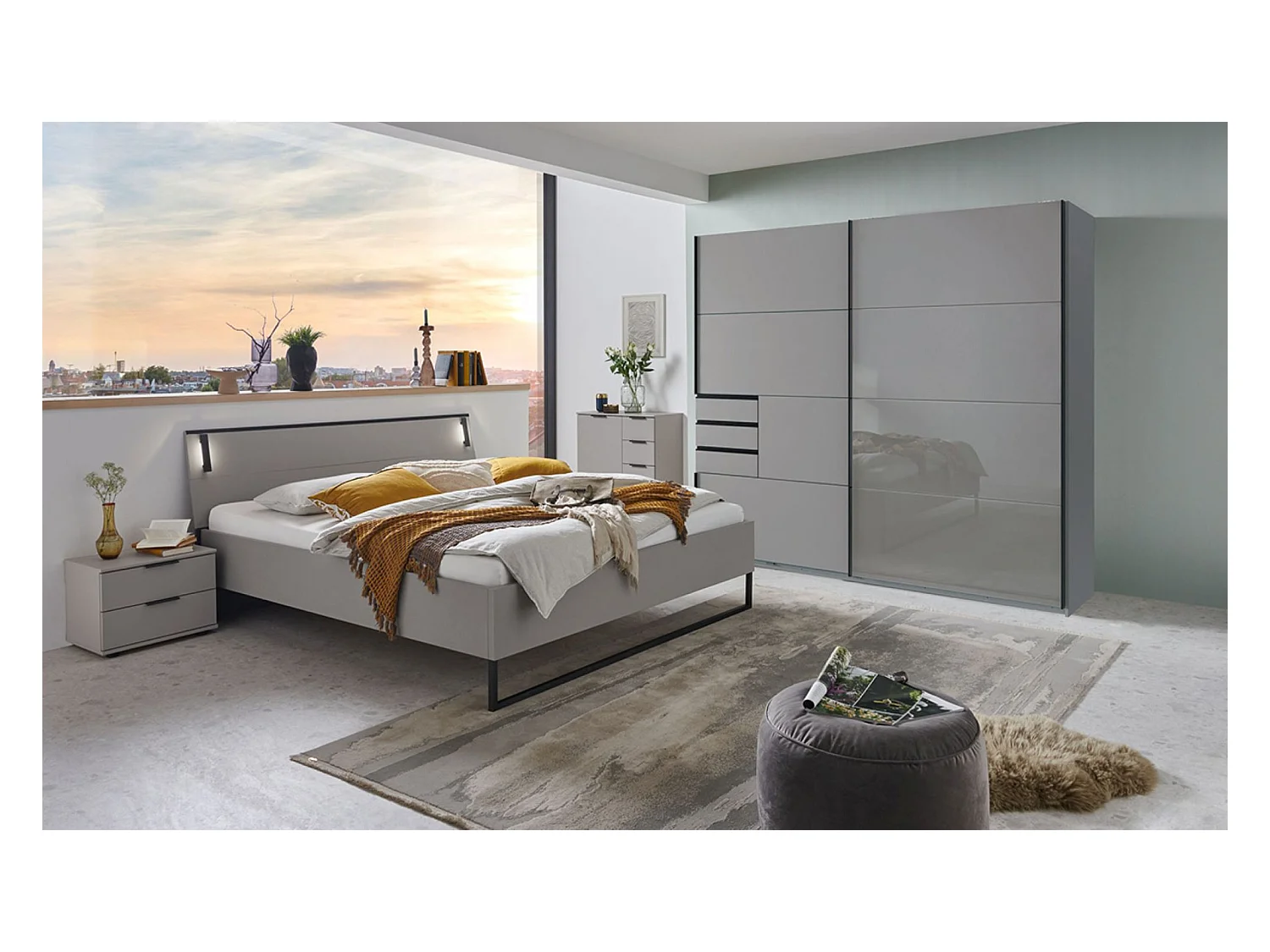 Chambre à coucher complète adulte ( lit adulte 180 x 200 cm+ Commode + tables de chevet+ Armoire)