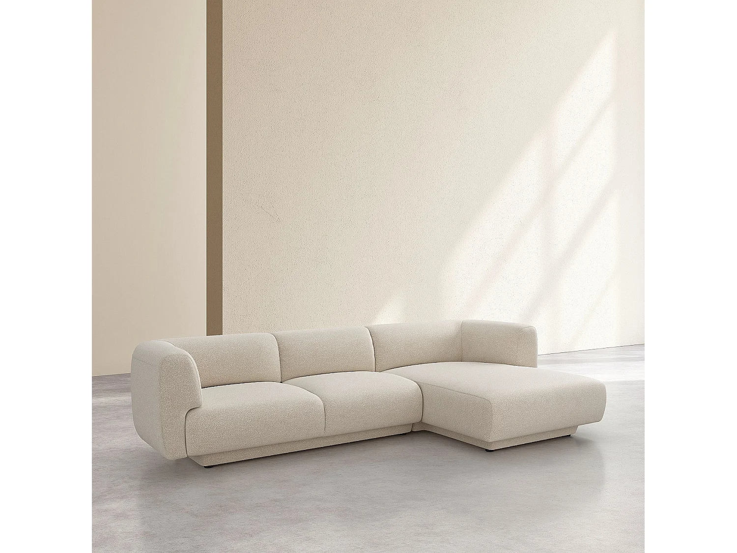 Grand canapé d'angle droit en tissu texturé - Beige vanille - Design by Federica Francini