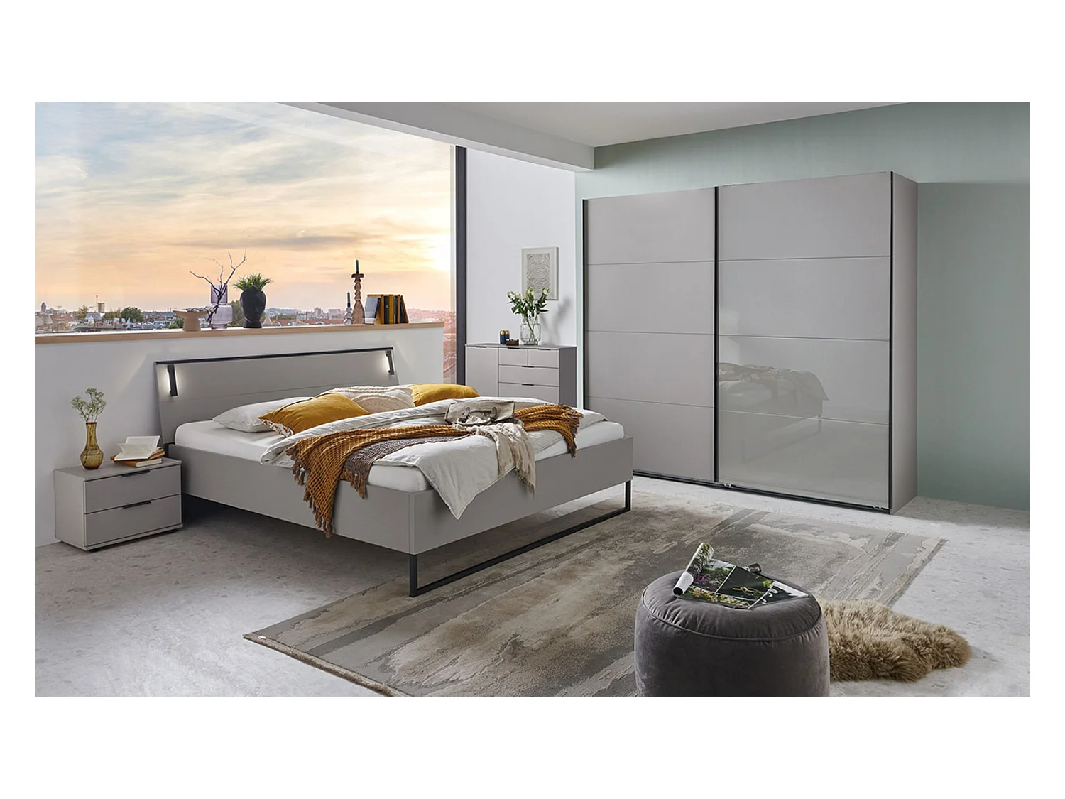 Chambre à coucher complète adulte ( lit adulte 160 x 200 cm+ Commode combinée + chevet+ Armoire)