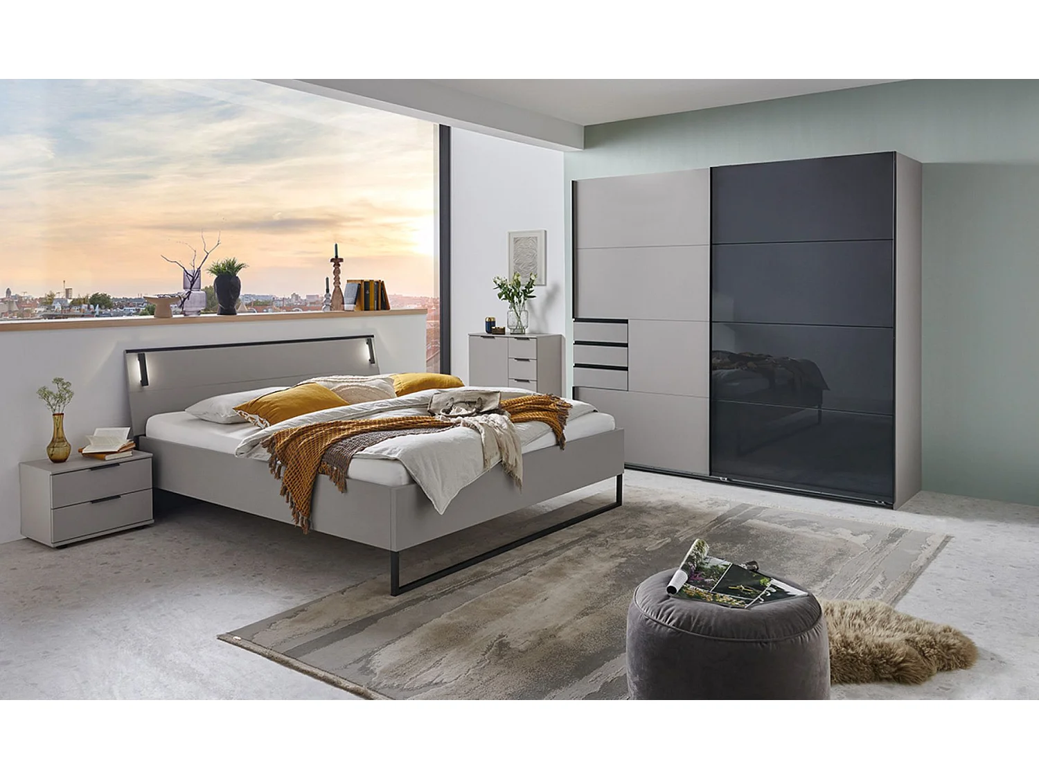 Chambre à coucher complète adulte ( lit adulte 160 x 200 cm+ Commode + tables de chevet+ Armoire)