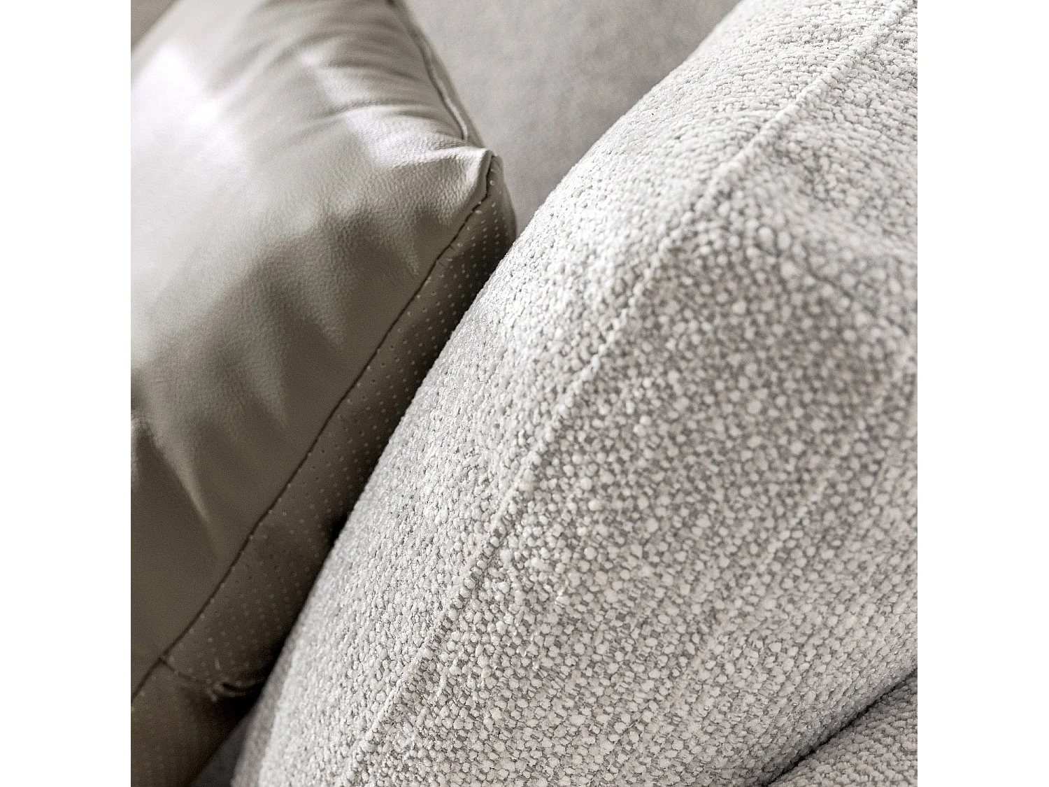 Habitat - Canapé d'angle droit déhoussable en tissu et dossier garni de plumes - Écru mélangé - Design by Federica Francini - Velia