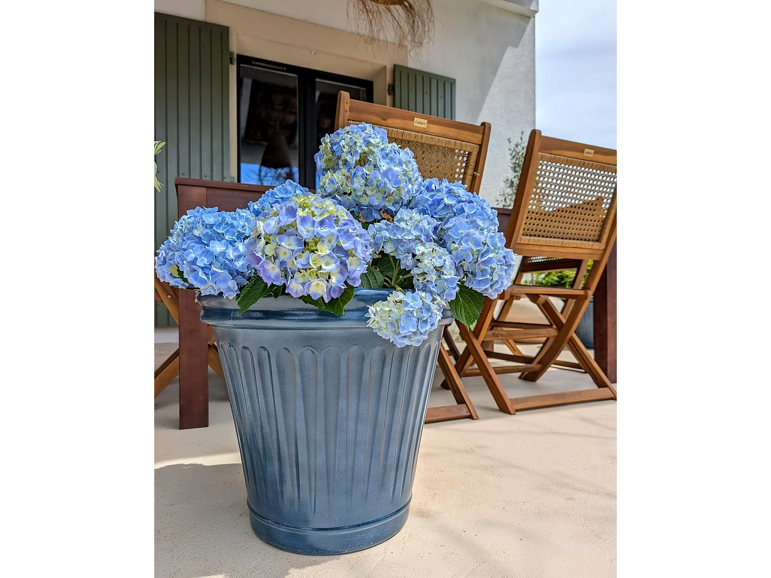 Blumenkübel MAIZE Kunststoff 43 cm Blau