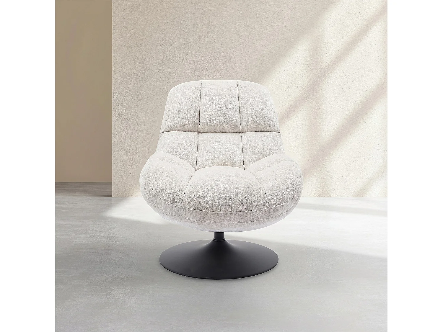 Fauteuil pivotant en tissu chenille et métal noir mat - Crème et noir