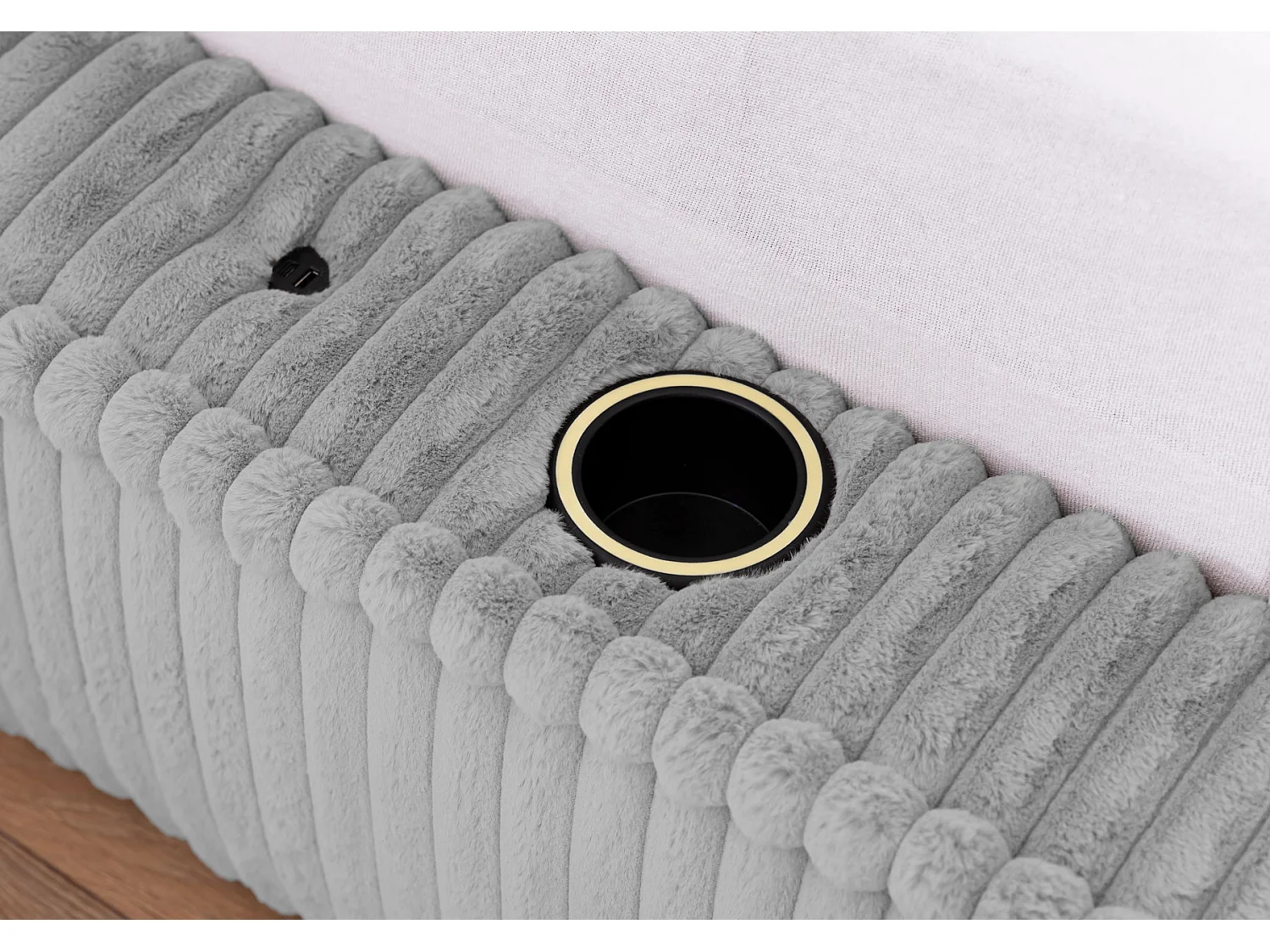 LIT TAPISSÉ avec coffre de rangement USB Torna 160x200 cm, Gris clair