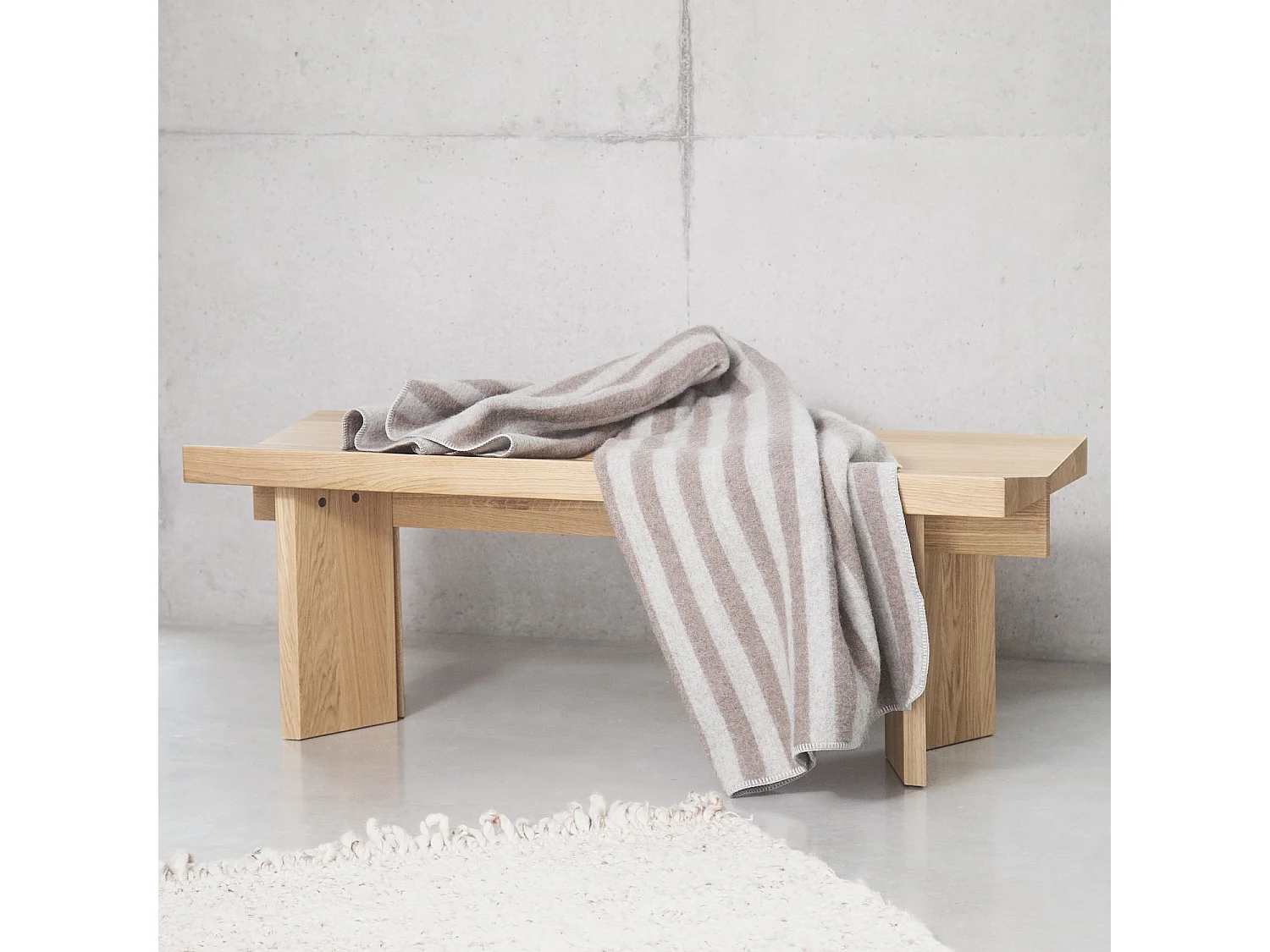 Habitat - Banc en chêne - 130 cm - Archie