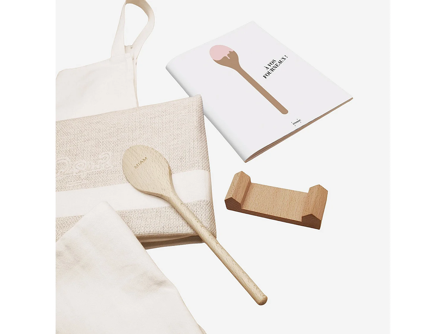 Habitat - "A vos fourneaux !" - Accessoires de cuisine - Design by Anne-Sophie Pic pour Designerbox - Box