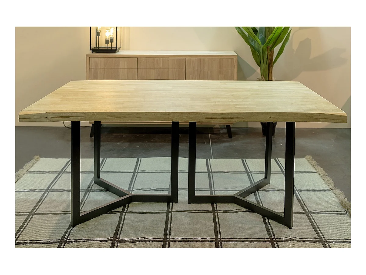 ROMEA - Mesa de comedor rectangular de madera y acero negro L180cm