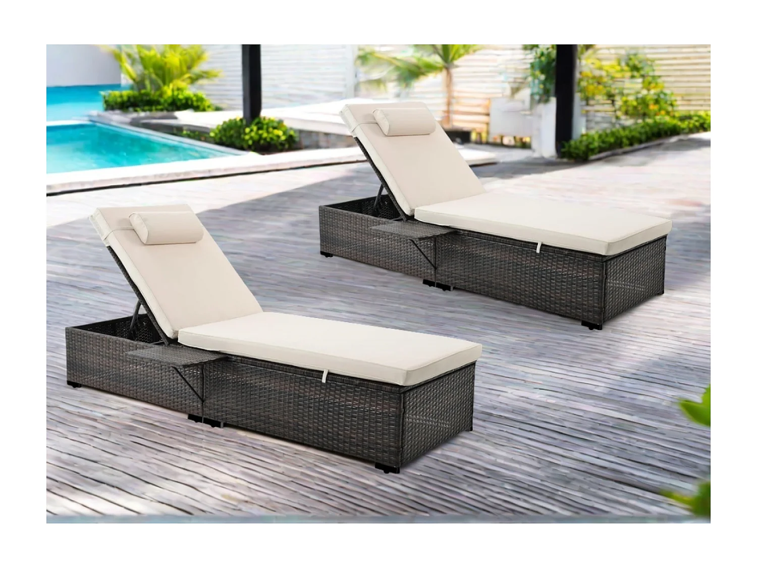 Lot de 2 transats coussins beiges en résine tressée avec tablette latérale PUNTA CANA