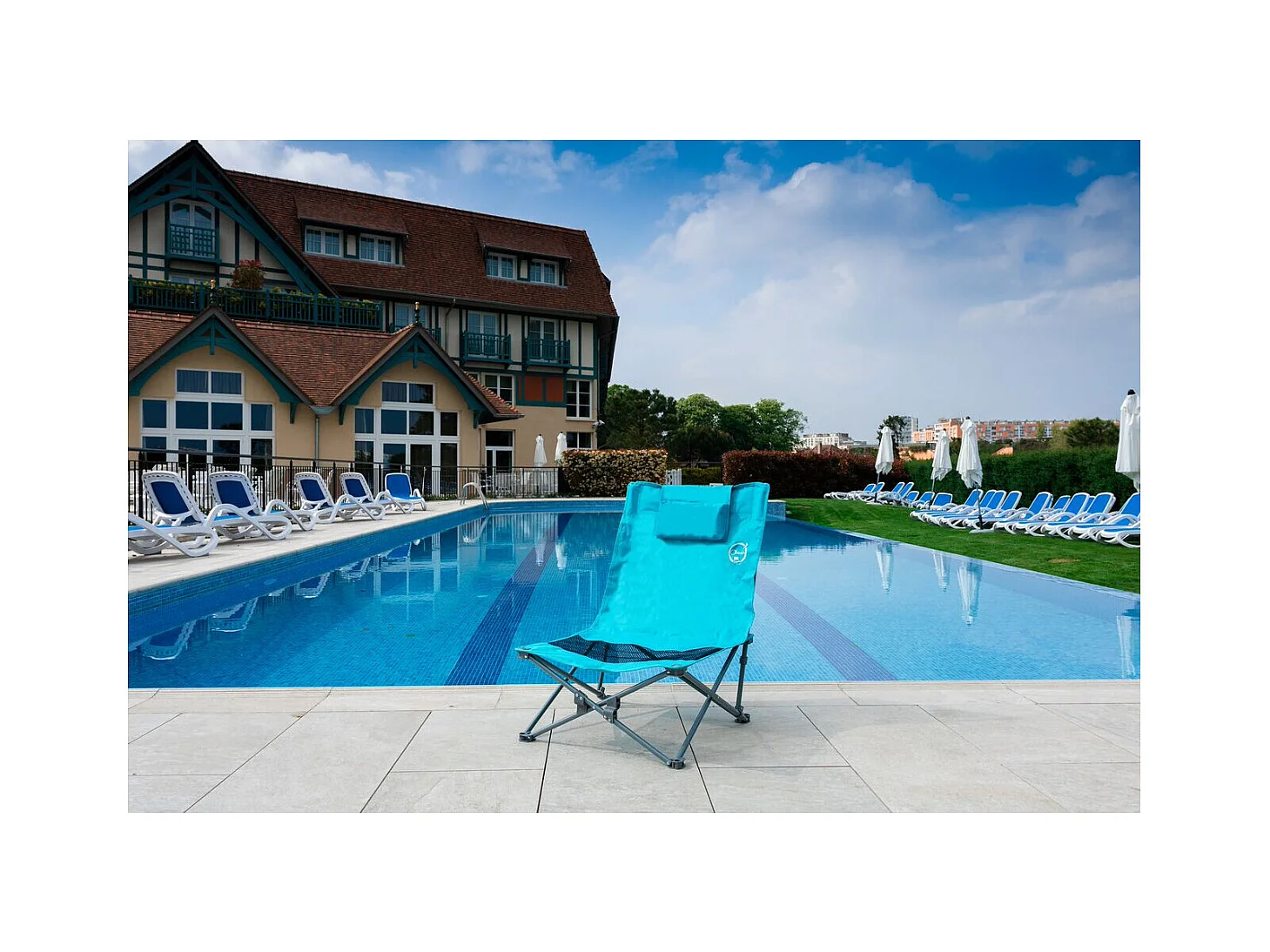 Siège de plage pliable - O'Beach - Housse de transport inclus - Dimensions : 40 x 70 x 40 cm