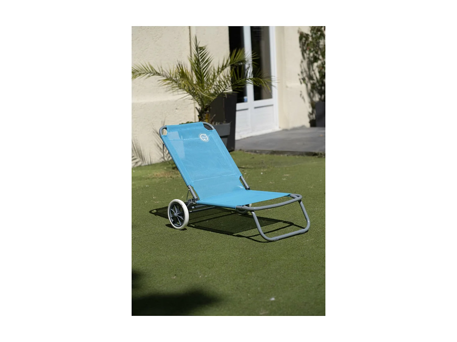 Chaise de plage pliable - O'Beach - Avec roulettes - Dimensions : 124 x 82 x 64 cm