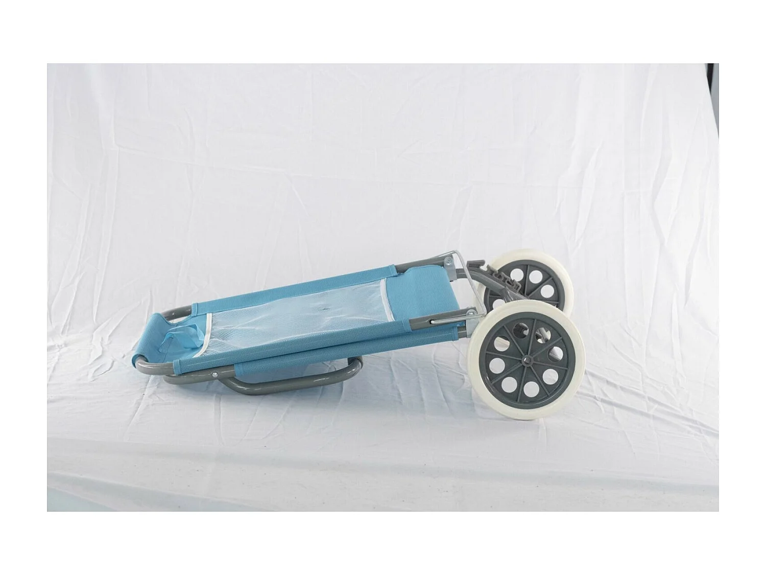 Chaise de plage pliable - O'Beach - Avec roulettes - Dimensions : 124 x 82 x 64 cm