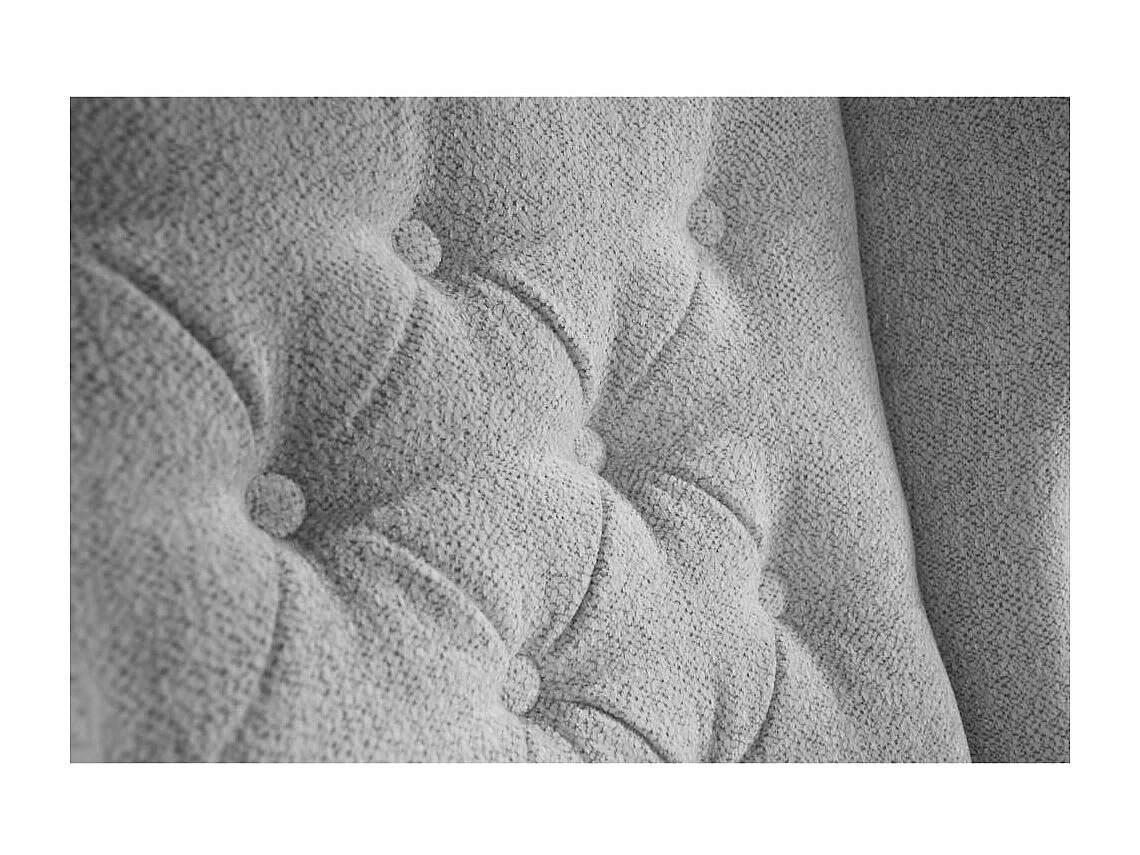 CHESTERFIELD-SESSEL Falco hellgrau mit Buche Holzbeinen