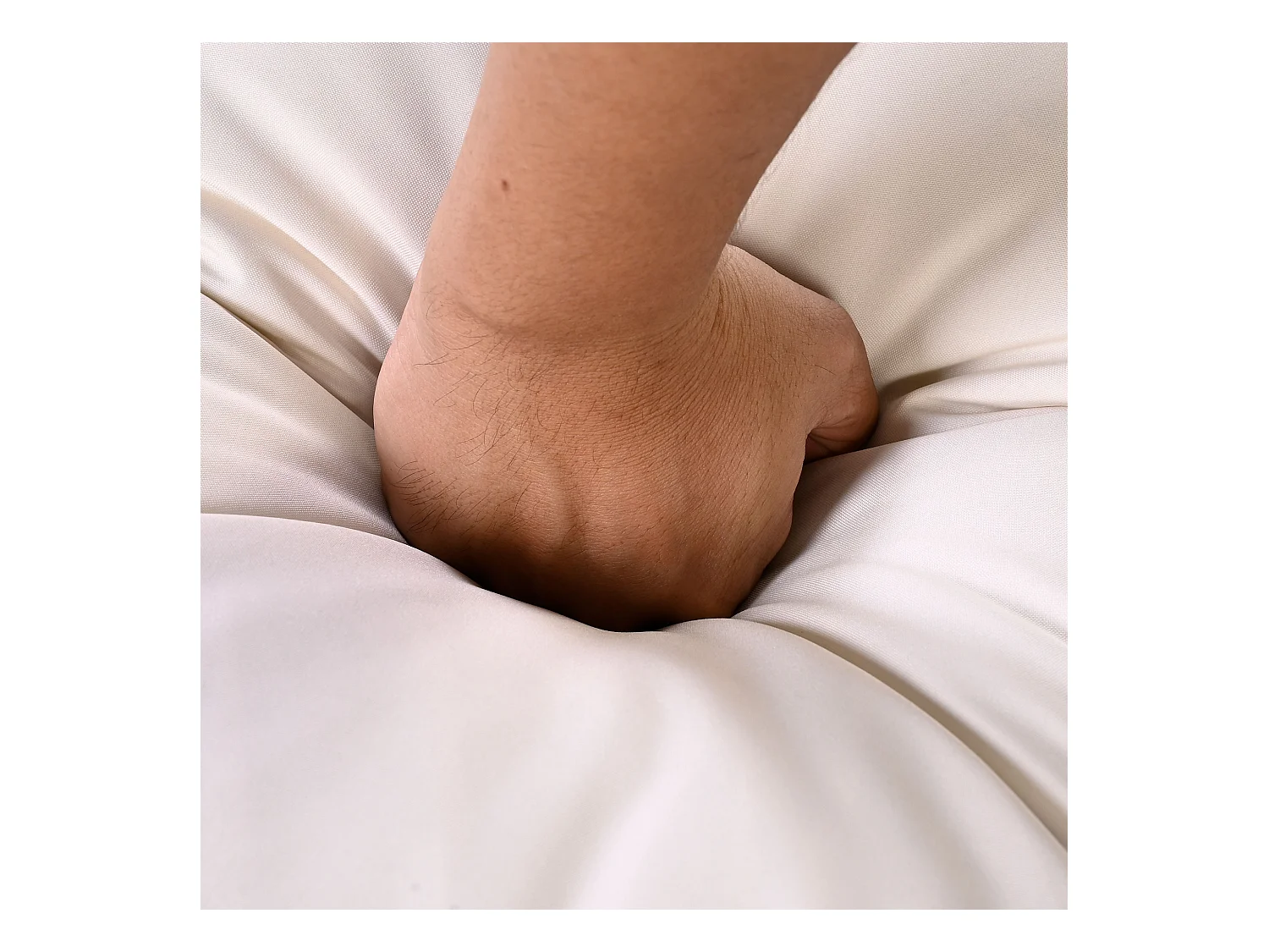 Zestaw mebli ogrodowych, 4 miejsca, kanapa, 2 fotele i stolik kawowy, na zewnątrz, plecionka z włókna PE, stal ocynkowana, beżowy