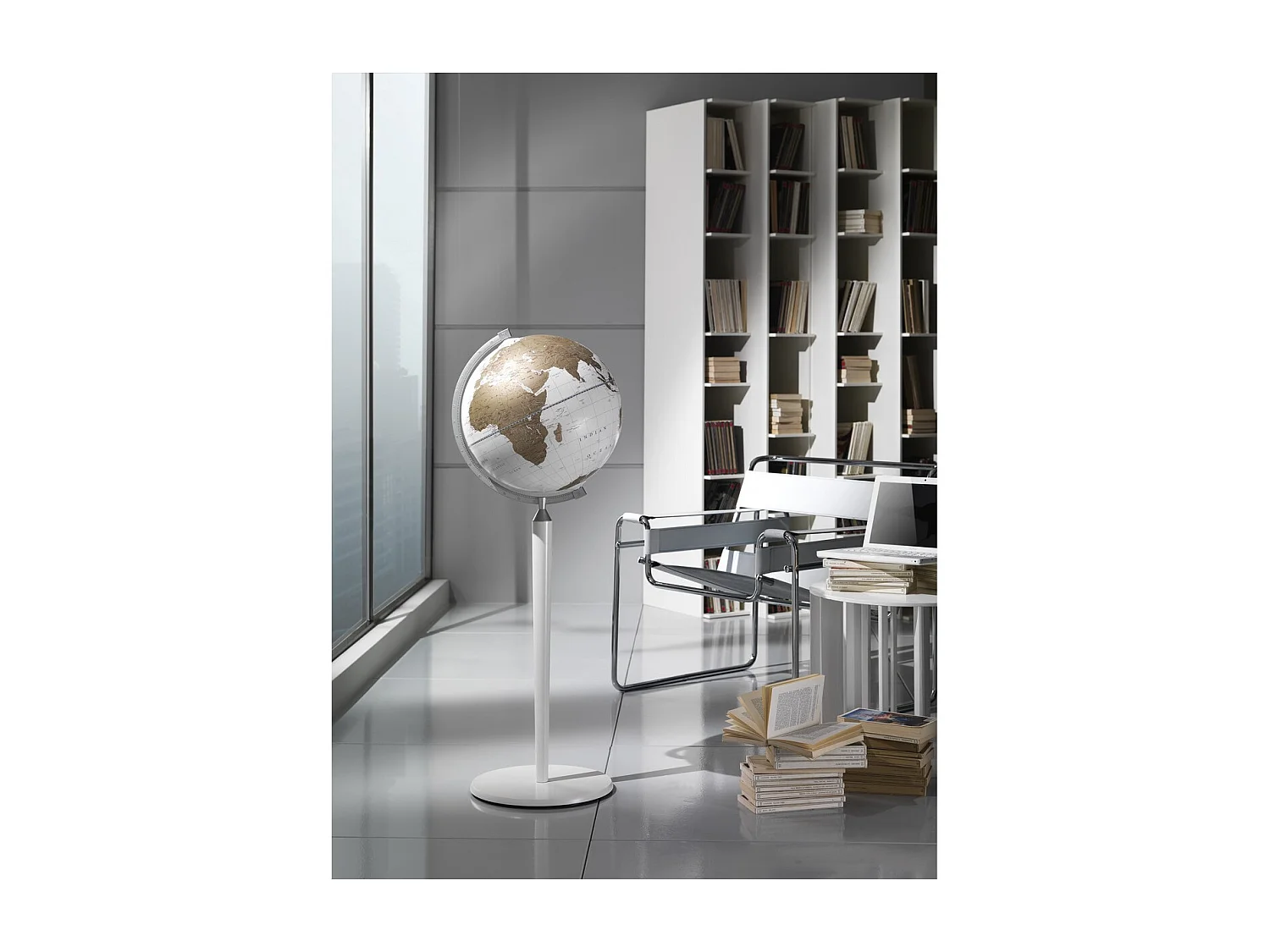 Globo de Terra Vasco Da Gama, Branco, 43x43x115 cm, Zoffoli