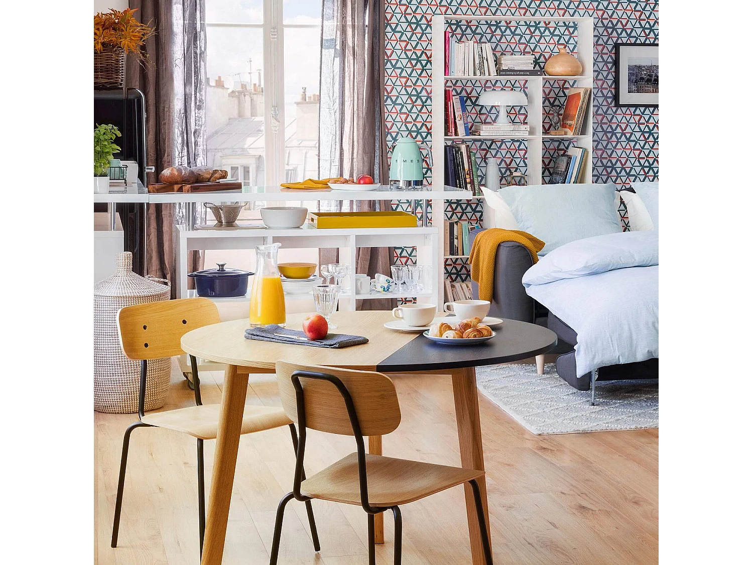 Chaise en chêne et pieds en acier laqué - Anthracite