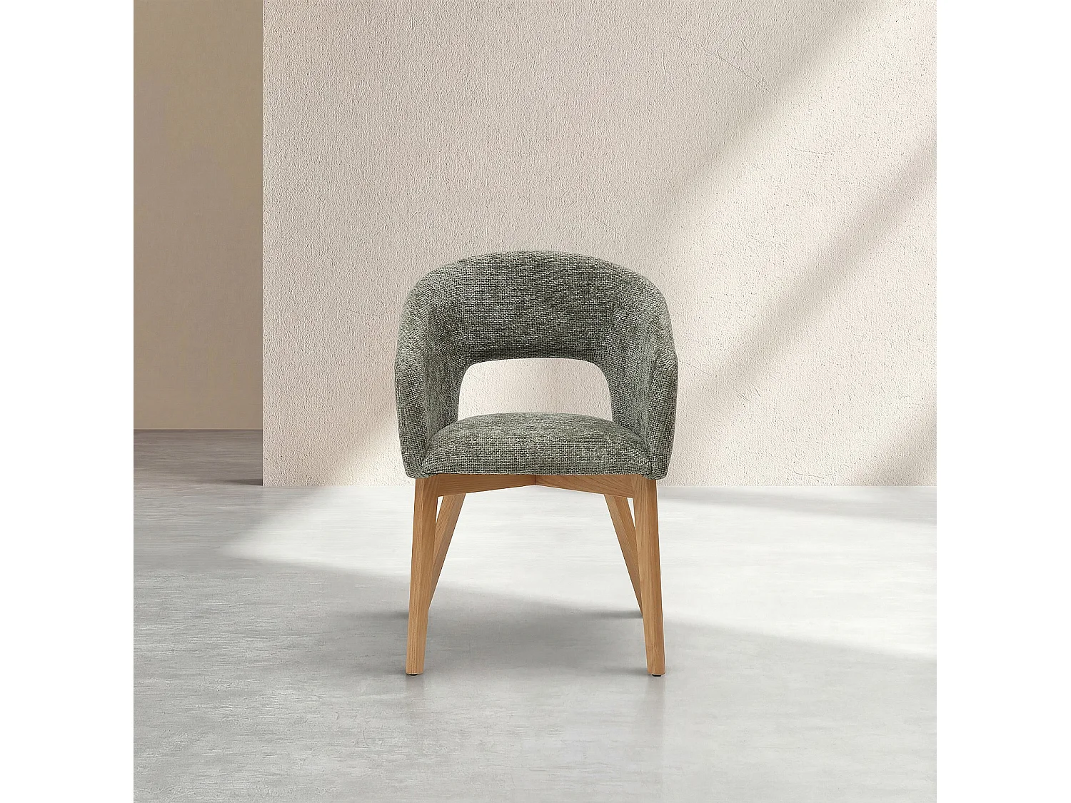 Habitat - Lot de 2 chaises en tissu chenille et bois massif avec accoudoirs - Vert et chêne - Rusti