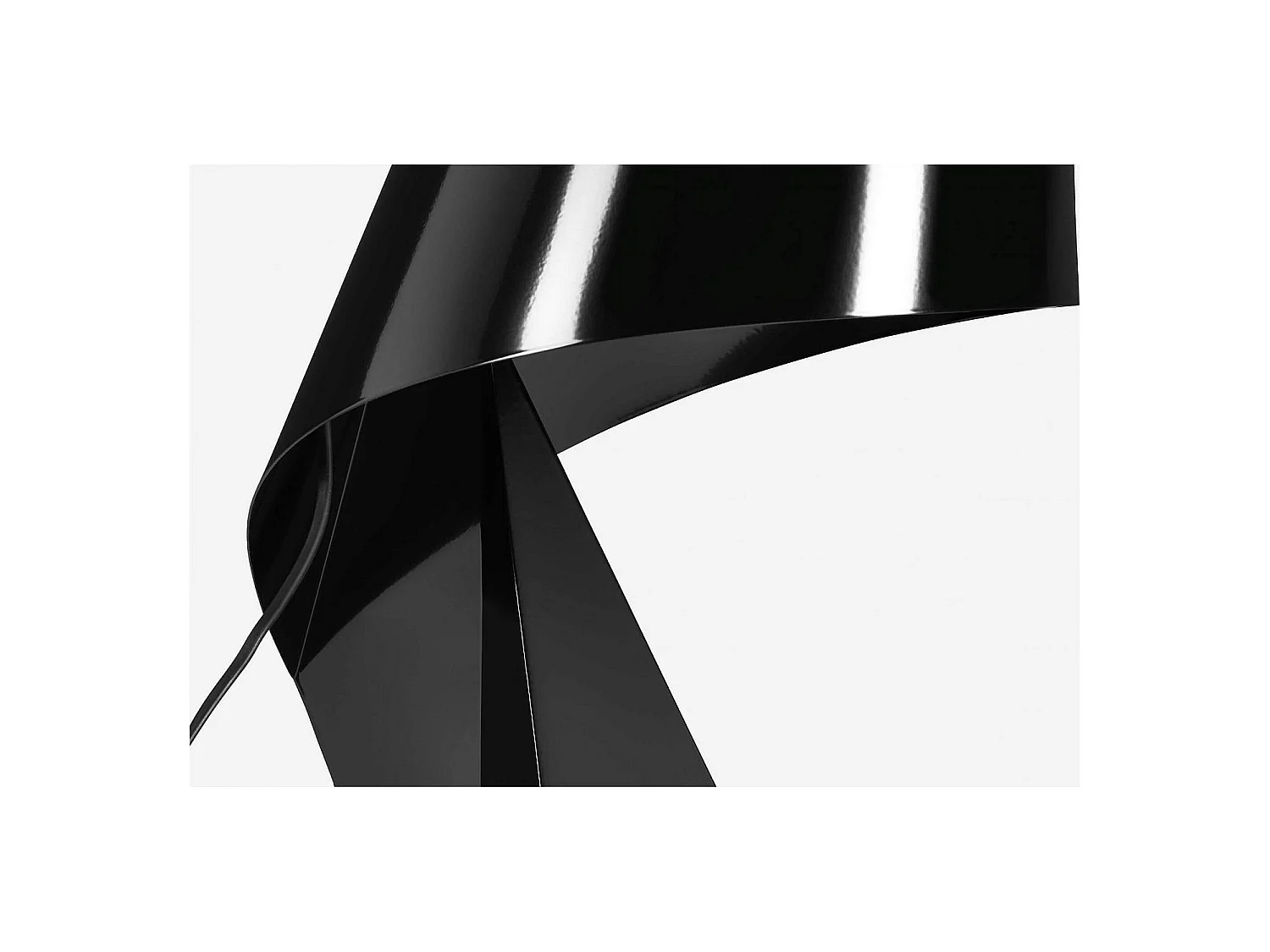 Habitat - Lampe de table en métal - 50 cm - Noir - Design by Claire Norcross - Ribbon