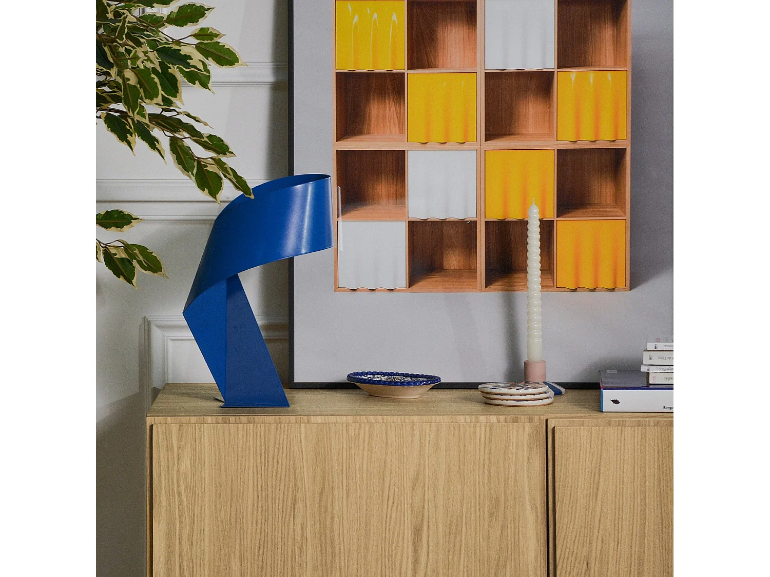 Habitat - Édition limitée - Lampe de table en métal - 35 cm - Bleu Pacifique - Design by Claire Norcross - Ribbon