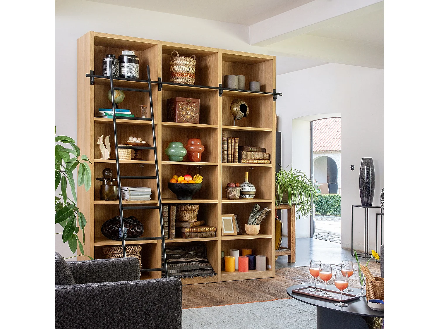 Habitat - Bibliothèque en chêne avec échelle amovible - Naturel - Design by Hélèna Pille - Camus