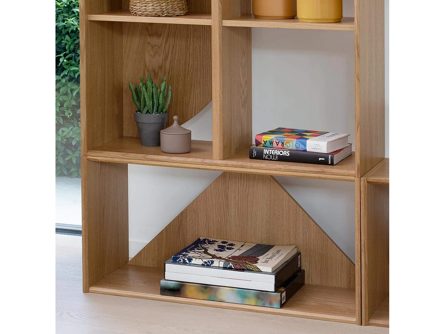 Habitat - Etagère modulable avec fond en triangle - 1 casier -  Design by Marie Matsuura - Uvy