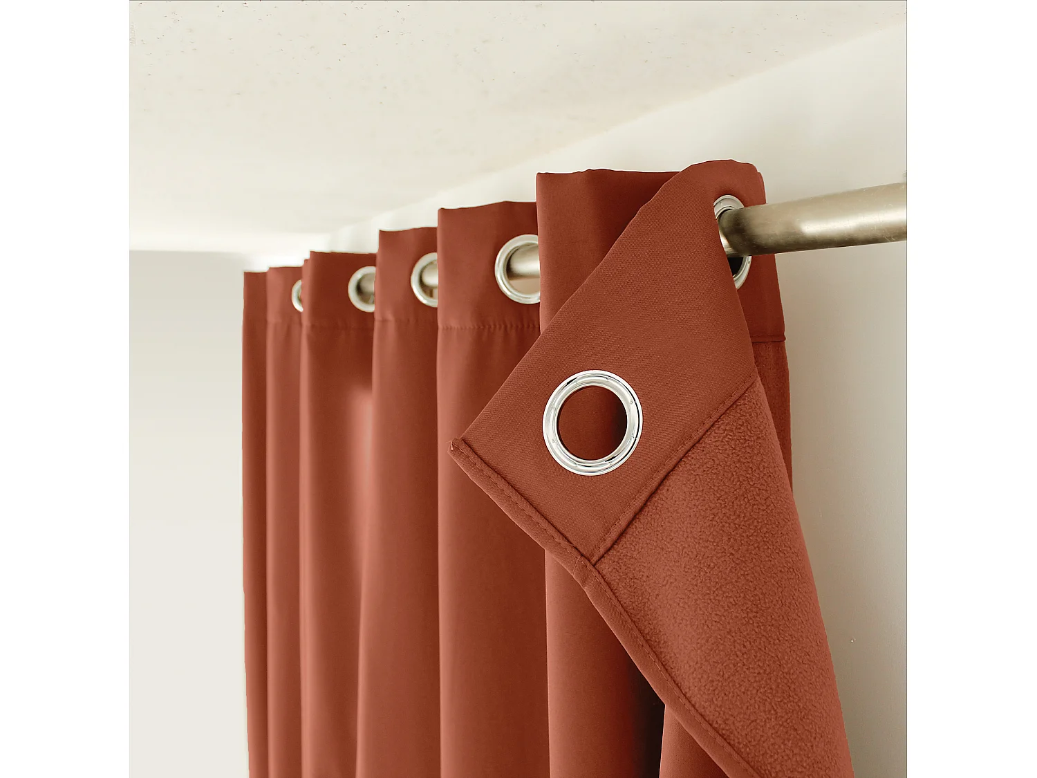 Lot de 2 rideaux thermique avec oeillets, terre cuite, 135x180cm, 100% polyester, collection Glacier